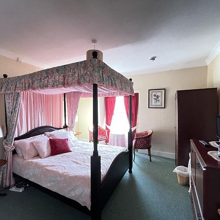 ไวท์ คอร์ท ซีวิว Bed & Breakfast ลันดิดโน ภายนอก รูปภาพ