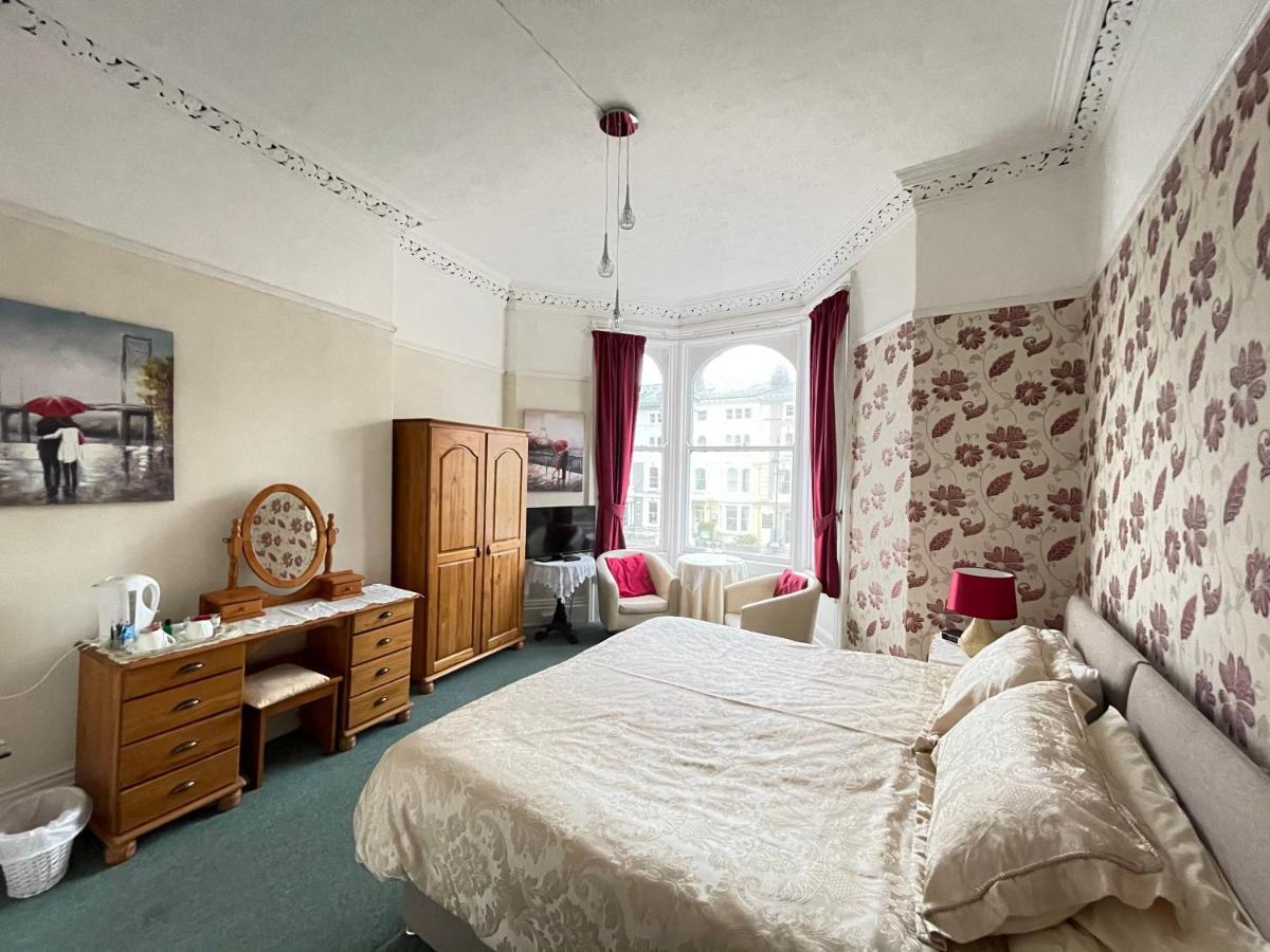 ไวท์ คอร์ท ซีวิว Bed & Breakfast ลันดิดโน ภายนอก รูปภาพ