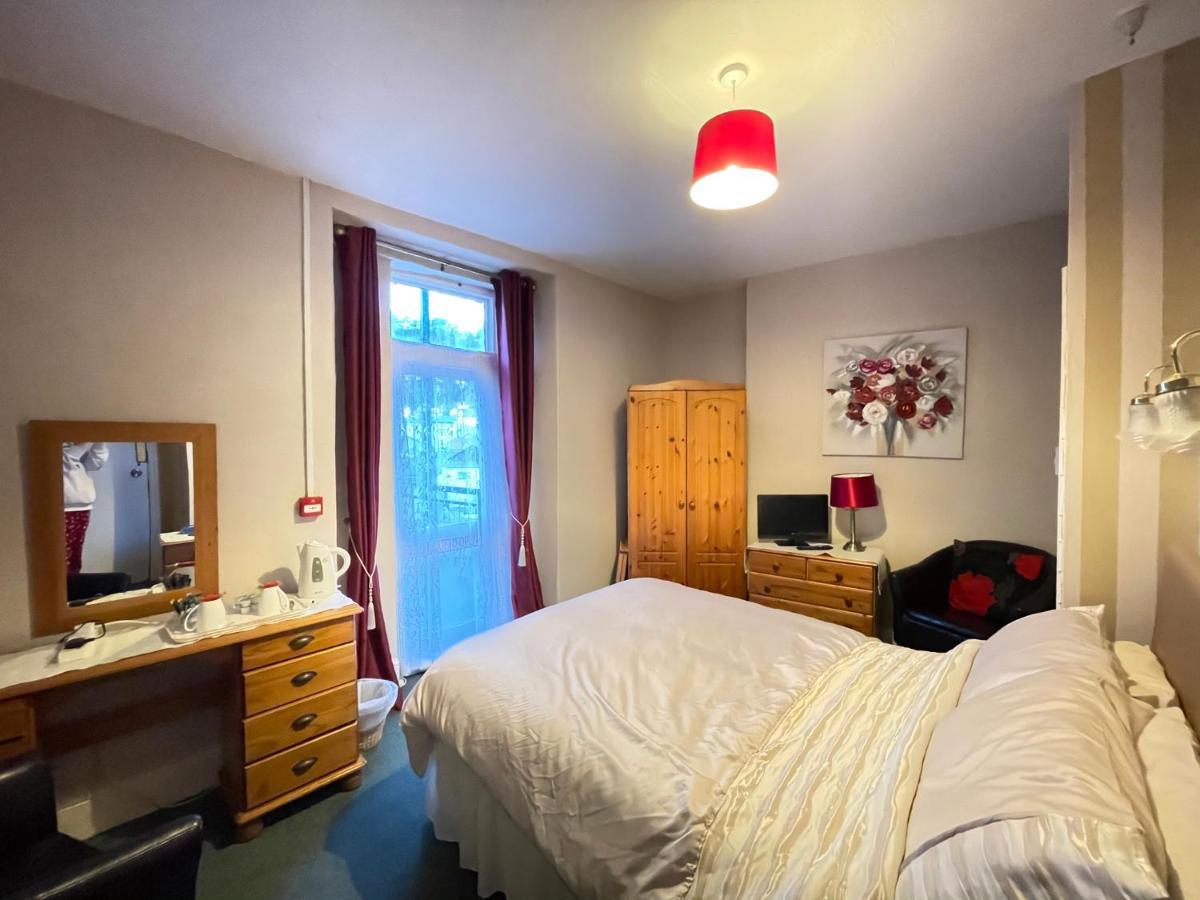 ไวท์ คอร์ท ซีวิว Bed & Breakfast ลันดิดโน ภายนอก รูปภาพ