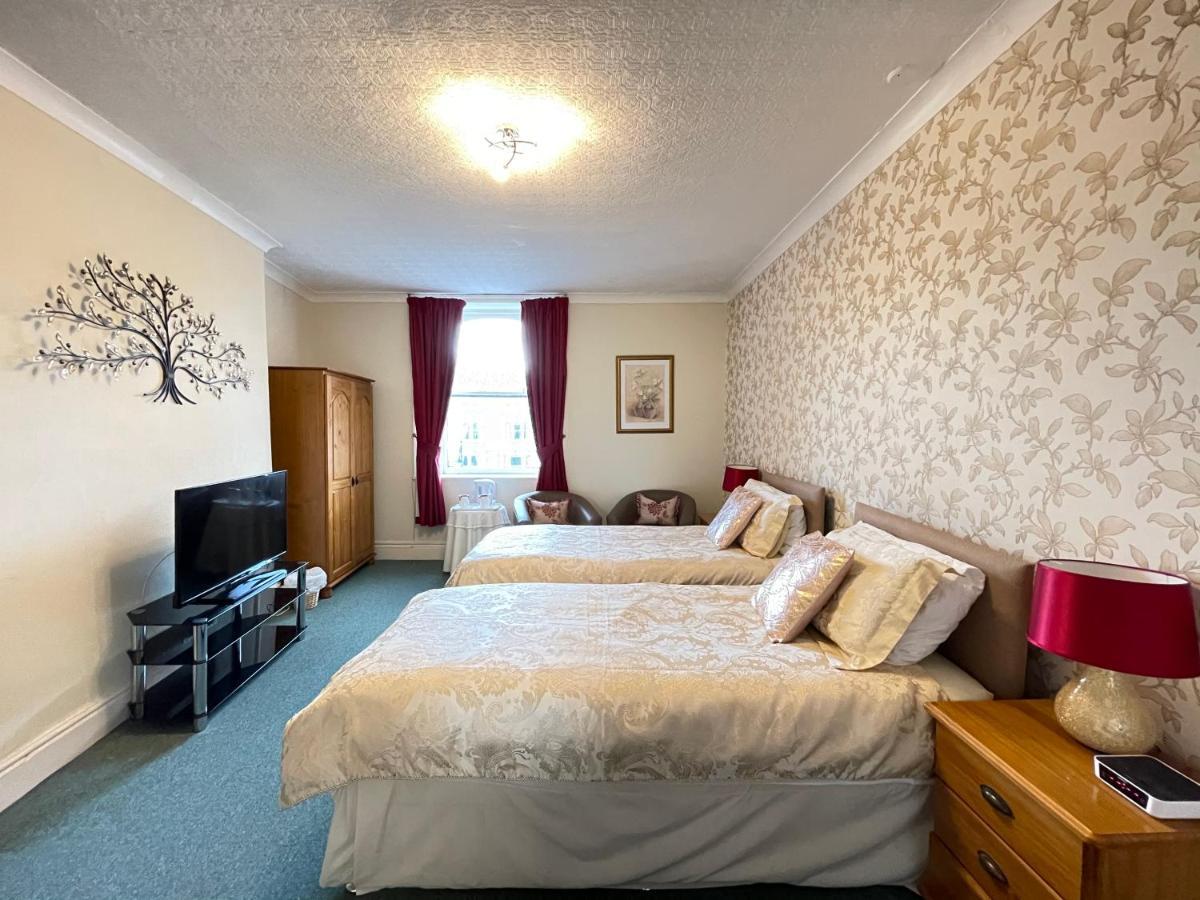 ไวท์ คอร์ท ซีวิว Bed & Breakfast ลันดิดโน ภายนอก รูปภาพ